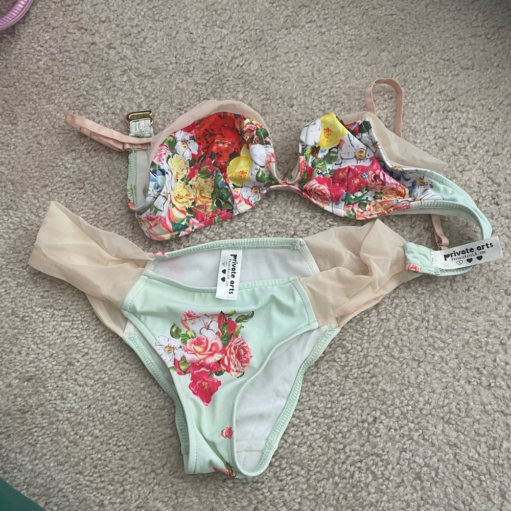 Private Arts bikini